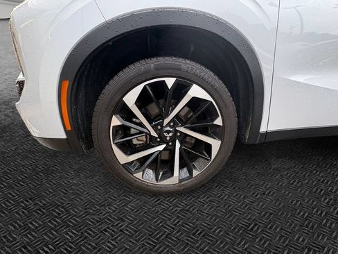Used 2024 Mitsubishi Outlander SE AWD/4WD image 11