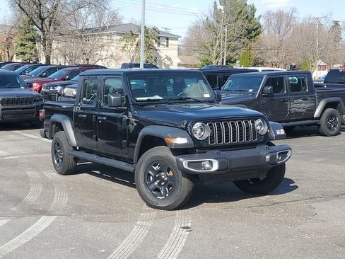 New 2026 Jeep Gladiator Sport image 2