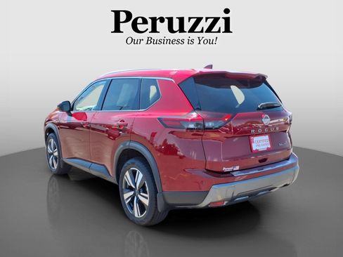 Certified 2024 Nissan Rogue SL w/ SL Premium Package AWD/4WD image 6