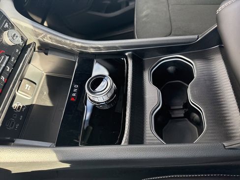 New 2025 Jeep Grand Cherokee Altitude image 20