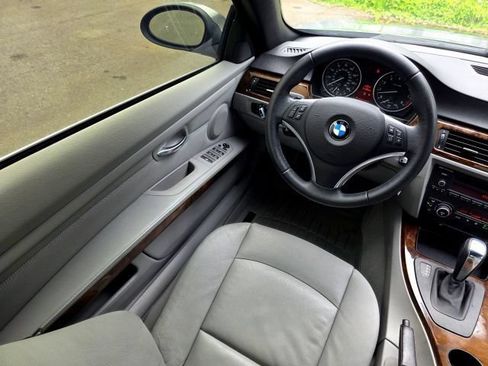 Used 2009 BMW 328i Convertible RWD image 22