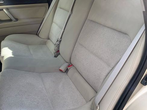 Used 2009 Subaru Outback 2.5i Special Edition image 8