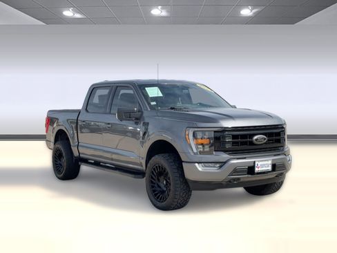 Used 2022 Ford F150 XLT w/ Equipment Group 302A High image 7