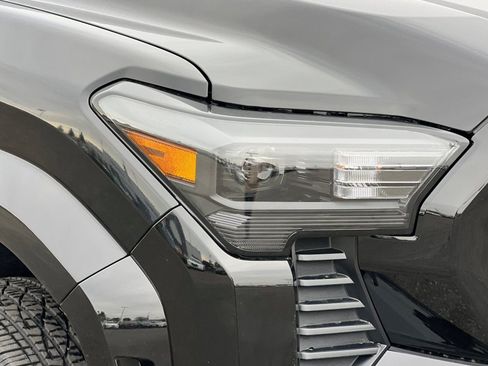 New 2026 Toyota Tacoma SR5 image 29