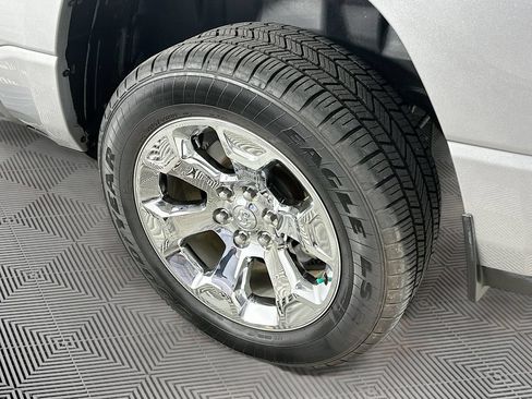 Used 2022 RAM 1500 Big Horn AWD/4WD image 37