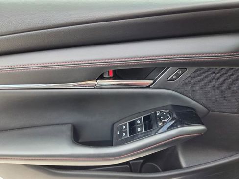 Used 2025 MAZDA MAZDA3 s image 20