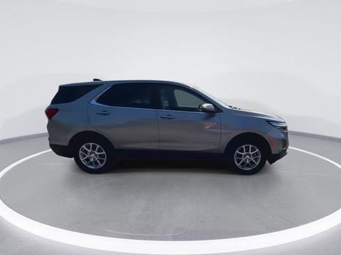 Used 2024 Chevrolet Equinox LT AWD/4WD image 13