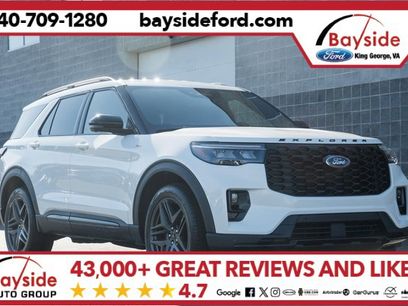 Used 2025 Ford Explorer ST-Line w/ ST-Line Street Pack