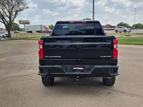 Used 2020 Chevrolet Silverado 1500 Custom w/ Custom Convenience Package AWD/4WD image 7