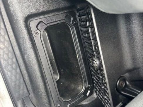Used 2014 RAM 1500 Tradesman w/ Popular Equipment Group AWD/4WD image 19