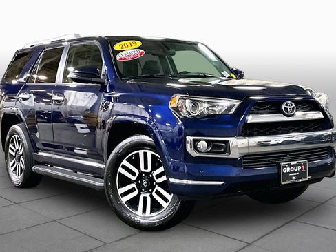 Certified 2019 Toyota 4Runner Limited AWD/4WD image 3