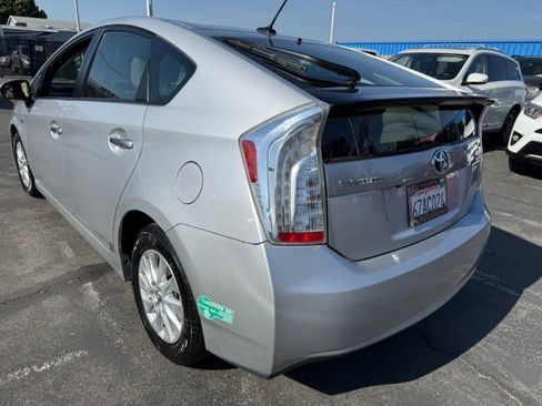 Used 2013 Toyota Prius Prime Plug-In Hybrid FWD image 11