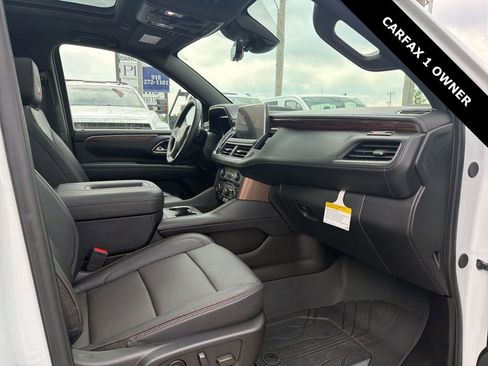 Used 2023 Chevrolet Suburban High Country AWD/4WD image 11