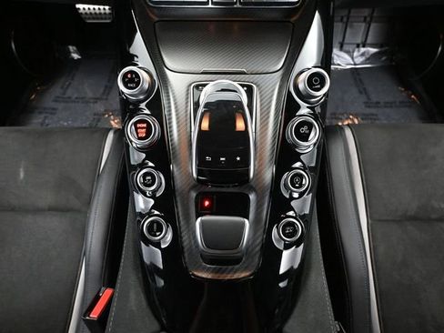 Used 2018 Mercedes-Benz AMG GT R image 32