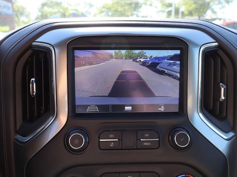 Used 2020 Chevrolet Silverado 1500 LT Trail Boss AWD/4WD image 33