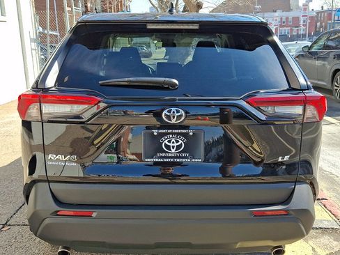 Used 2025 Toyota RAV4 LE image 5