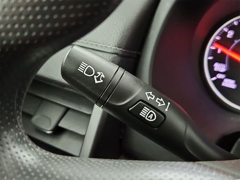 Used 2024 GMC Terrain SLE image 26