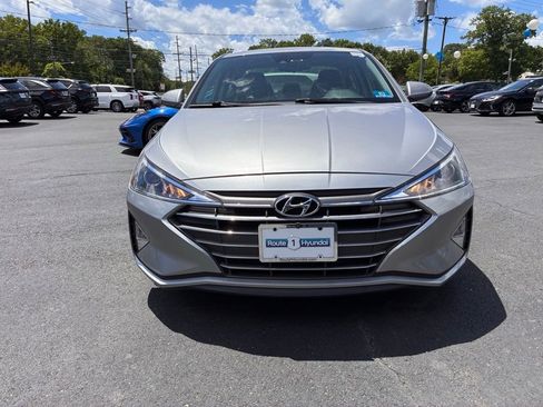 Used 2020 Hyundai Elantra Value Edition w/ Cargo Package (C1) FWD image 2