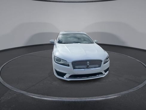 Used 2019 Lincoln MKZ Reserve image 2