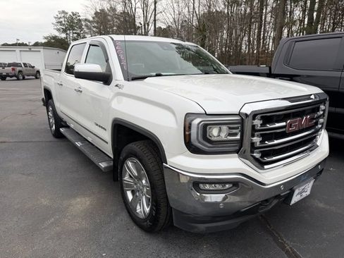Used 2018 GMC Sierra 1500 SLT image 3