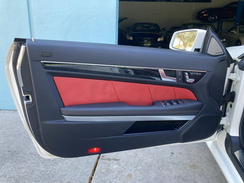 Used 2017 Mercedes-Benz E 550 Cabriolet image 33