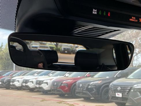 Used 2025 MAZDA CX-50 AWD 2.5 S w/ Premium Package image 30