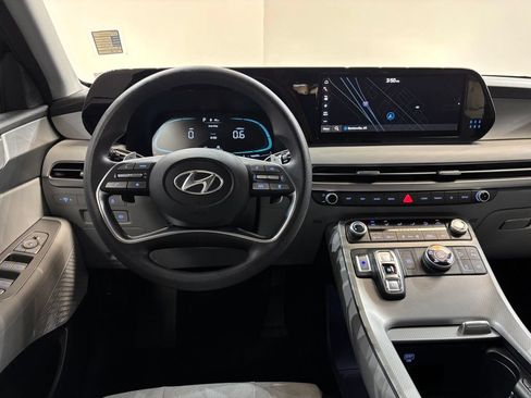 Used 2023 Hyundai Palisade SE AWD/4WD image 19