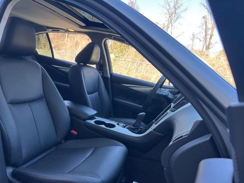 Used 2020 INFINITI Q50 Luxe w/ Essential Package (3.0T Luxe) image 34