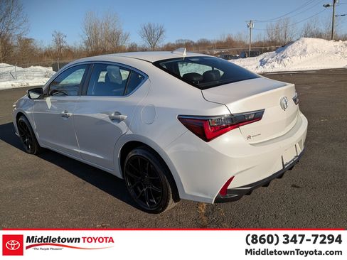 Used 2019 Acura ILX image 5