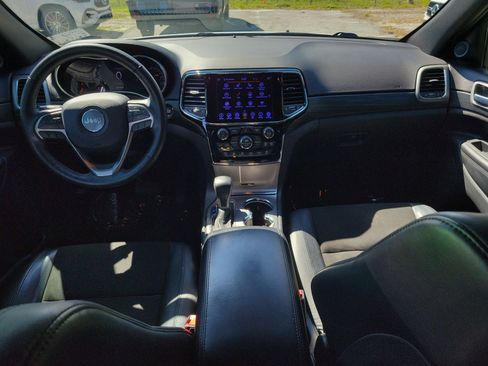 Used 2020 Jeep Grand Cherokee Altitude image 13