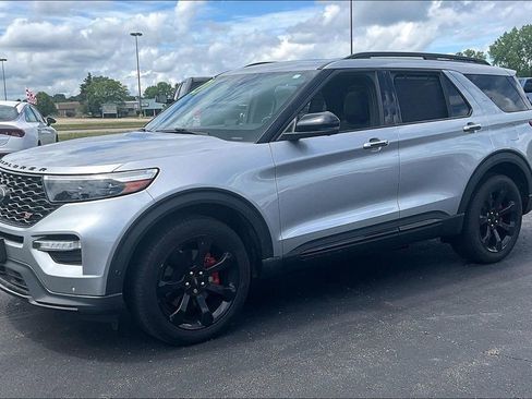 Used 2021 Ford Explorer ST w/ ST Street Pack AWD/4WD image 7