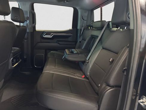 Used 2022 Chevrolet Silverado 1500 LTZ AWD/4WD image 14