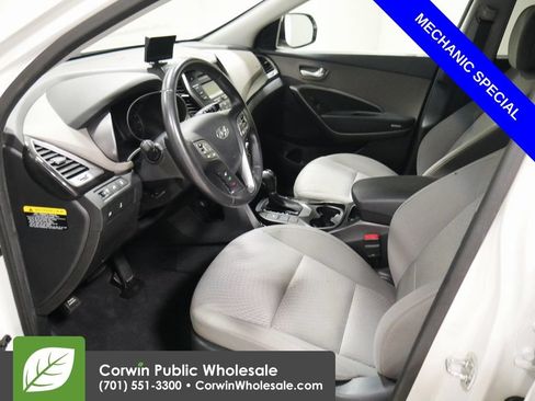 Used 2013 Hyundai Santa Fe GLS w/ Popular Equipment Pkg AWD/4WD image 4