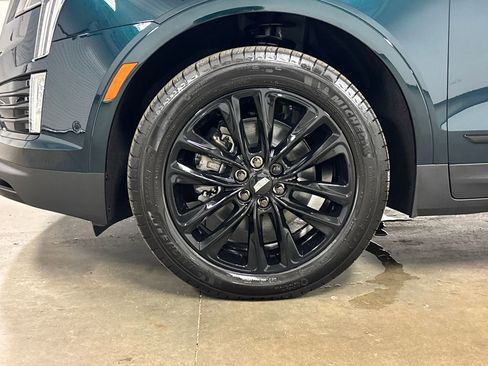 New 2026 Cadillac XT5 Premium Luxury w/ LPO, ONYX Package FWD image 10