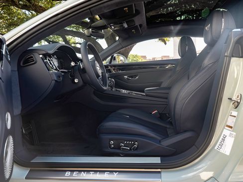 Used 2026 Bentley Continental GT AWD/4WD image 18