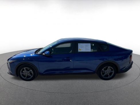 Used 2025 Kia K4 LXS FWD image 9