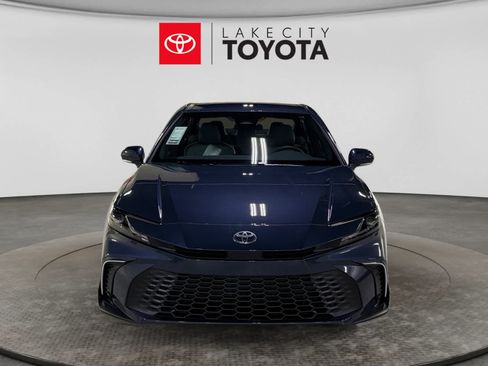 Used 2026 Toyota Camry SE FWD image 13