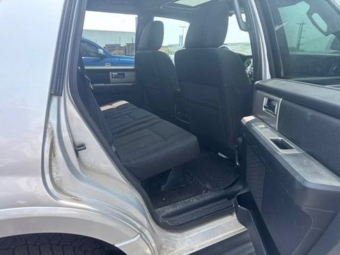 Used 2017 Ford Expedition XLT AWD/4WD image 11