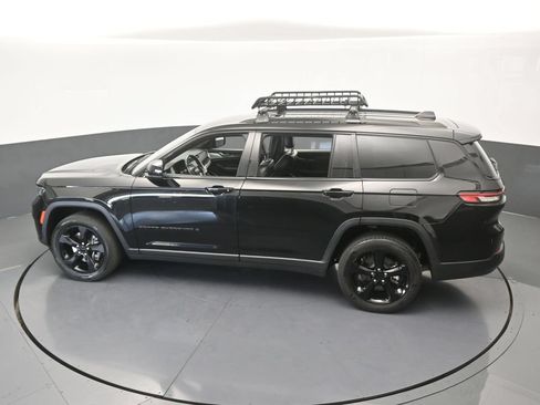 Used 2022 Jeep Grand Cherokee L Laredo RWD image 51