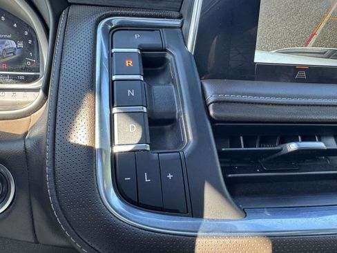 Certified 2023 GMC Yukon XL SLT image 36