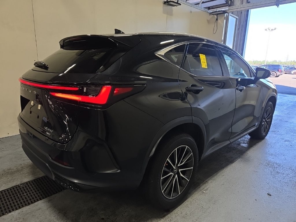 Used 2024 Lexus NX 350 AWD image 2