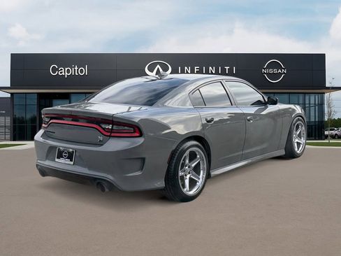 Used 2019 Dodge Charger Scat Pack w/ Dynamics Package image 5