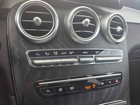 Used 2022 Mercedes-Benz GLC 300 4MATIC image 31