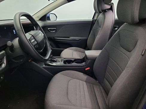 Used 2025 Kia K4 EX FWD image 17