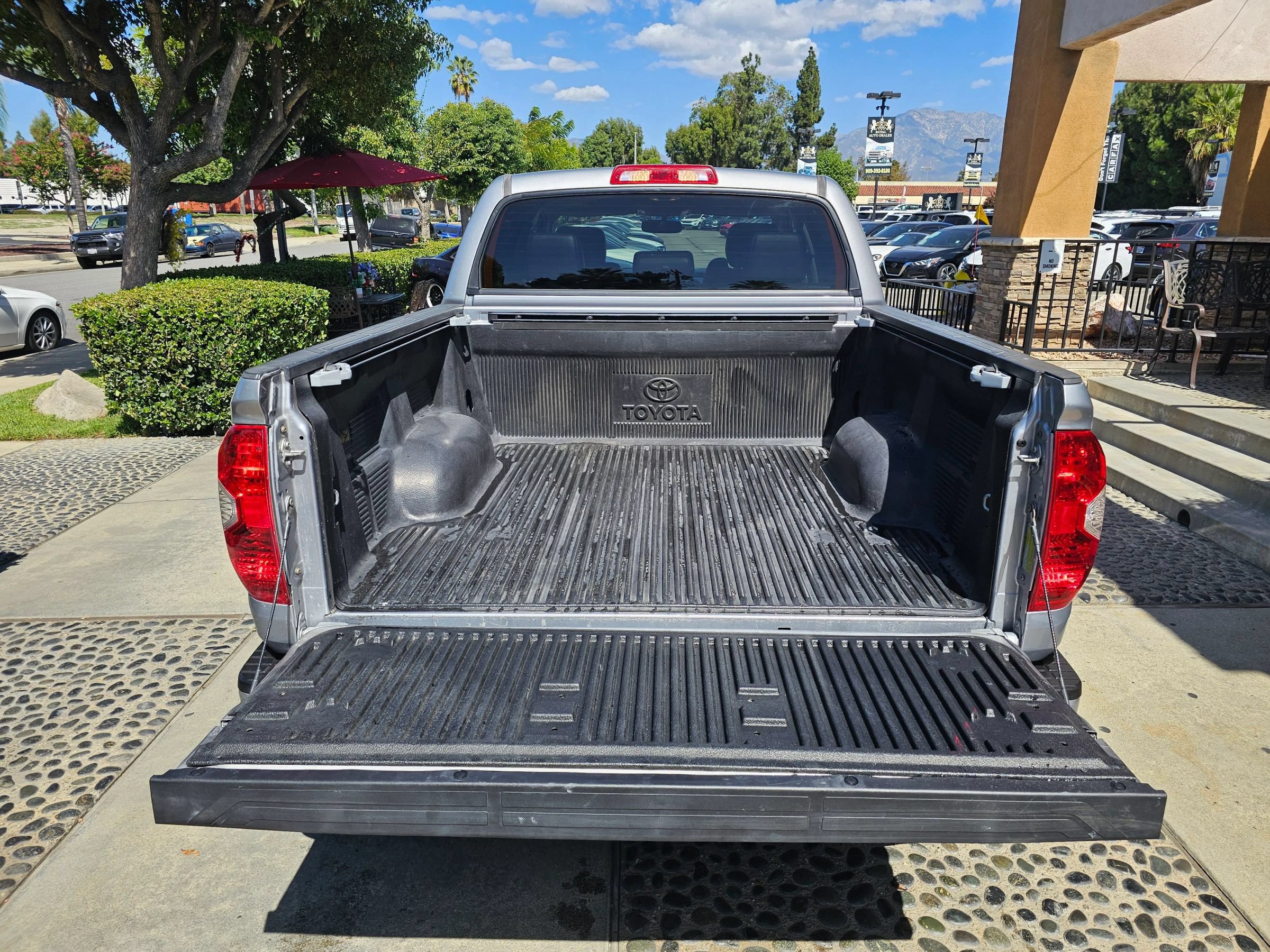 Used 2014 Toyota Tundra Platinum RWD image 27