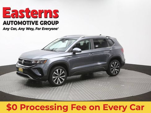 Used 2022 Volkswagen Taos SE FWD image 54