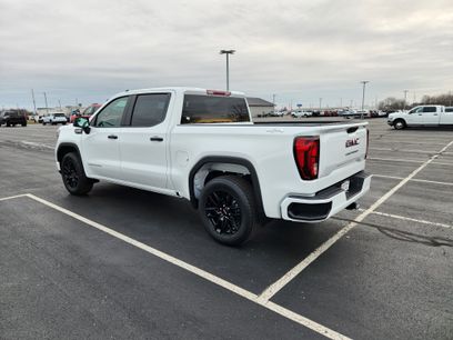 New 2026 GMC Sierra 1500 Pro w/ Graphite Edition