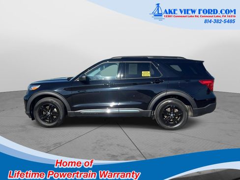 Used 2024 Ford Explorer XLT w/ Equipment Group 202A AWD/4WD image 8