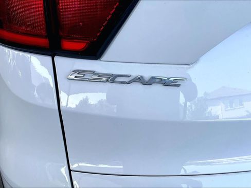Used 2019 Ford Escape S FWD image 10