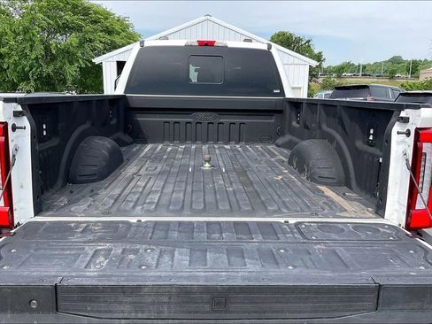 Used 2024 Ford F350 Platinum w/ FX4 Off-Road Package AWD/4WD image 9